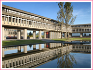 西蒙菲莎大学